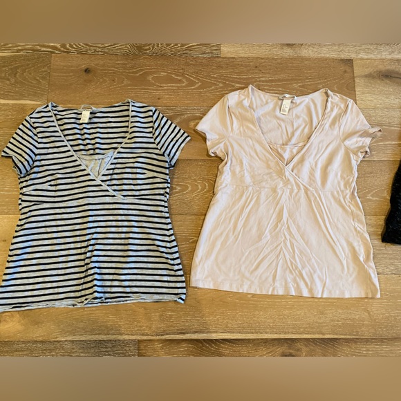 Maternity Haul - Size Medium - 34 items included || pants, dresses, tops, swim - Picture 12 of 16